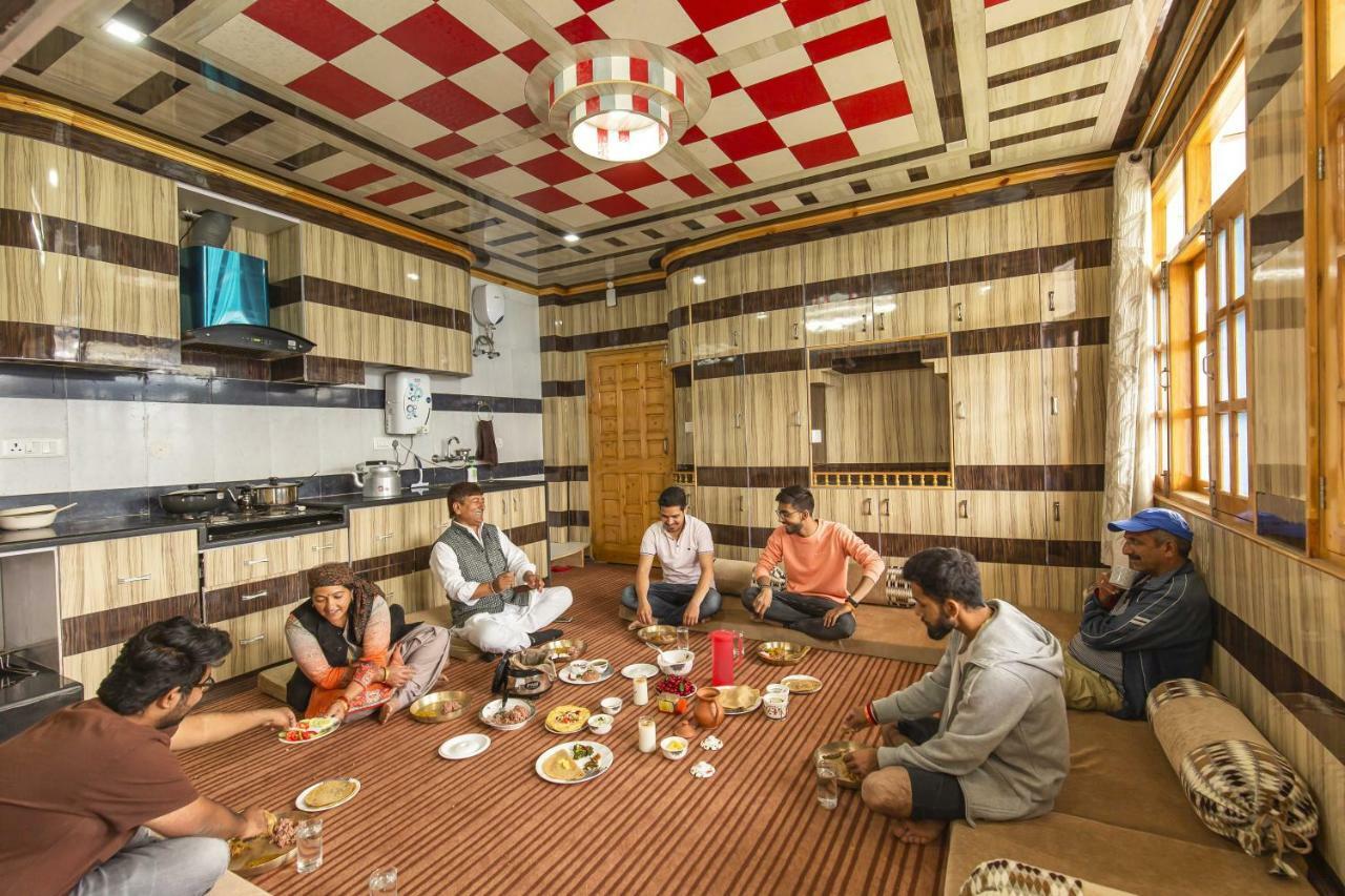 Zostel Homes Kotkhai Shimla Buitenkant foto
